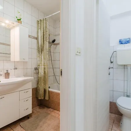 Frano I Lovro C * Crikvenica