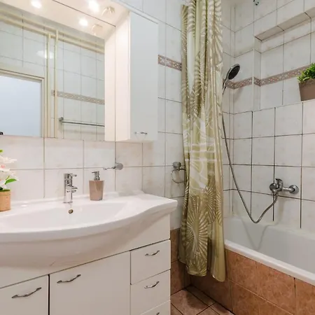 Frano I Lovro C Crikvenica