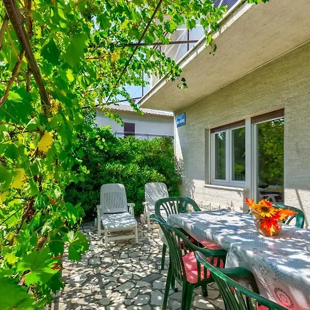 Apartment Frano I Lovro C