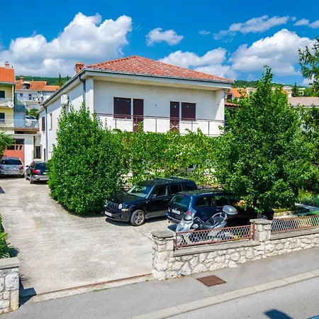 Frano I Lovro C Apartment Crikvenica